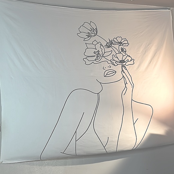 Tapestry Art Line Tapestry Simple Woman with Flower Minimalist Abstract - Picture 1 of 3